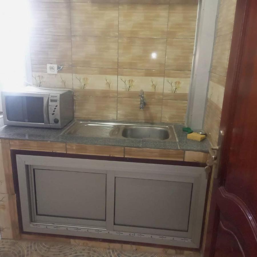 Residence 2K Studio Meuble-Chapelle Symbock-Gardien-Wifi-Location Vehicule Yaoundé Exterior foto