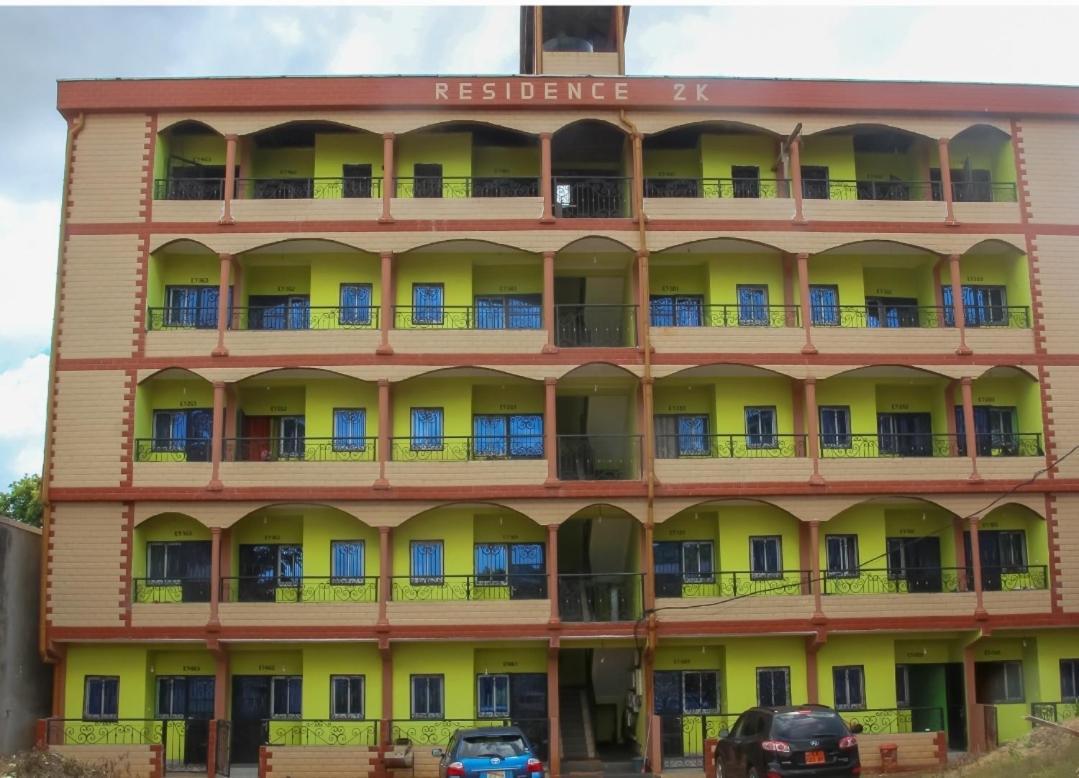 Residence 2K Studio Meuble-Chapelle Symbock-Gardien-Wifi-Location Vehicule Yaoundé Exterior foto